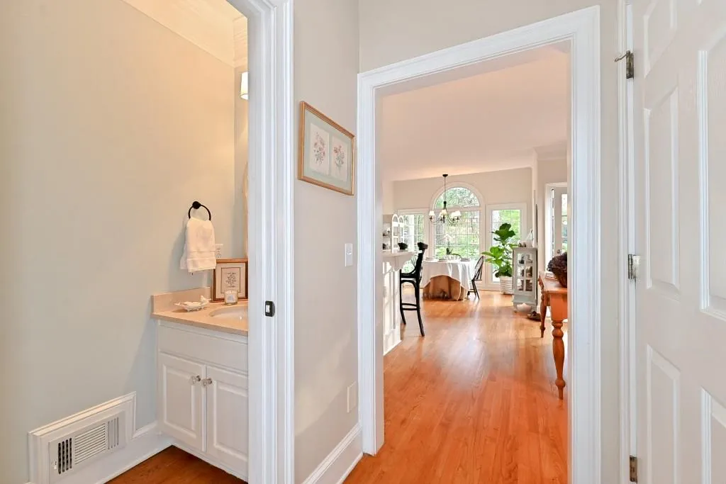 6745 Lisa Lane, Sandy Springs, Georgia 30338, 4 Bedrooms Bedrooms, ,4 BathroomsBathrooms,Residential,Sold,6745 Lisa Lane,6691259