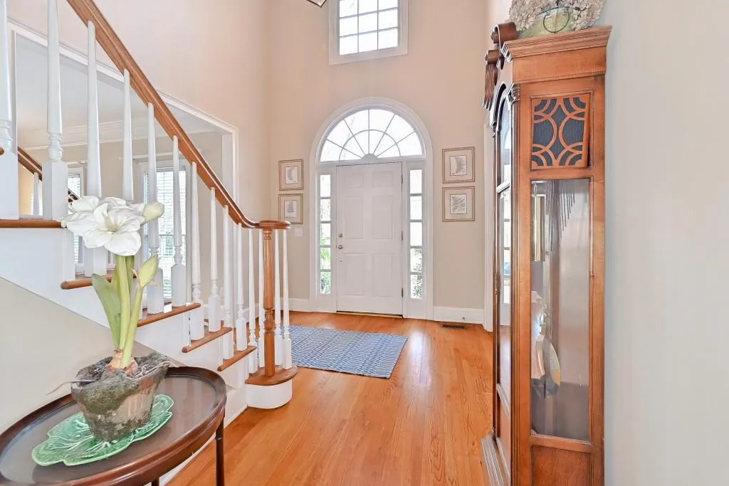 6745 Lisa Lane, Sandy Springs, Georgia 30338, 4 Bedrooms Bedrooms, ,4 BathroomsBathrooms,Residential,Sold,6745 Lisa Lane,6691259