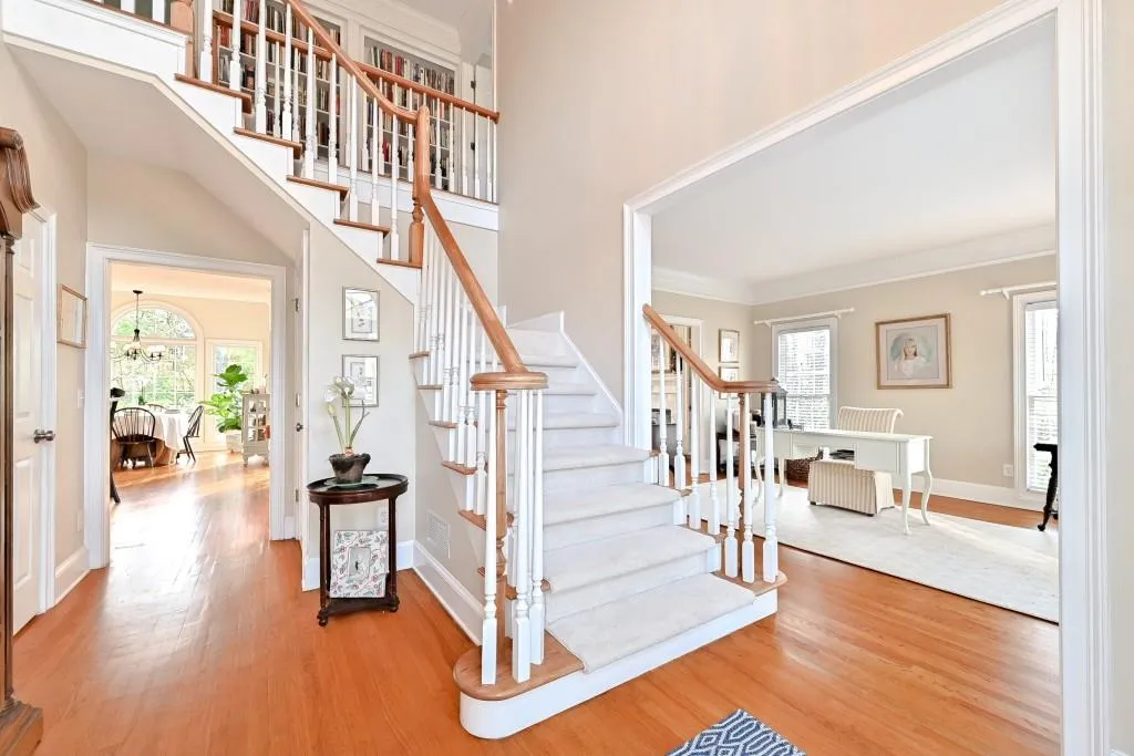 6745 Lisa Lane, Sandy Springs, Georgia 30338, 4 Bedrooms Bedrooms, ,4 BathroomsBathrooms,Residential,Sold,6745 Lisa Lane,6691259
