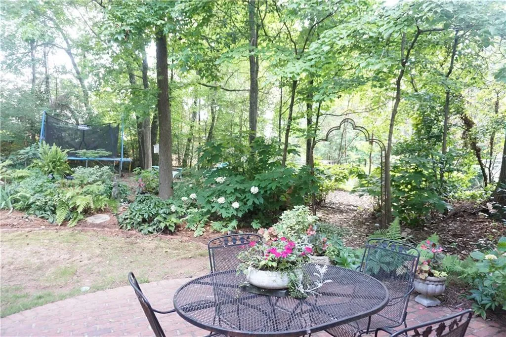 6745 Lisa Lane, Sandy Springs, Georgia 30338, 4 Bedrooms Bedrooms, ,4 BathroomsBathrooms,Residential,Sold,6745 Lisa Lane,6691259