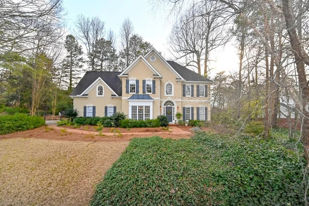 6745 Lisa Lane, Sandy Springs, Georgia 30338, 4 Bedrooms Bedrooms, ,4 BathroomsBathrooms,Residential,Sold,6745 Lisa Lane,6691259