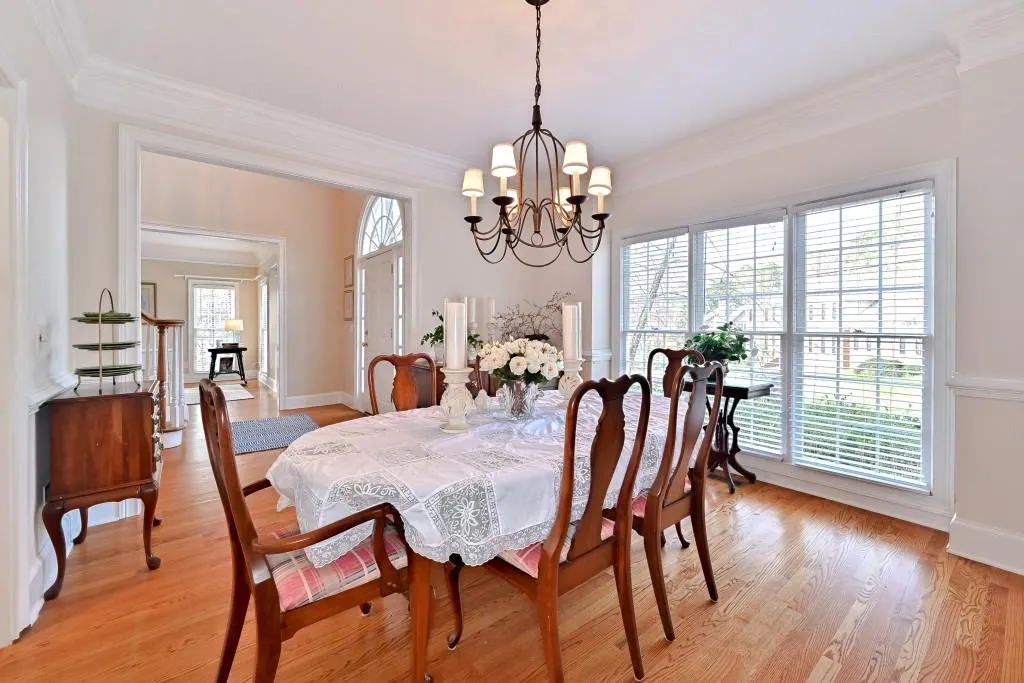 6745 Lisa Lane, Sandy Springs, Georgia 30338, 4 Bedrooms Bedrooms, ,4 BathroomsBathrooms,Residential,Sold,6745 Lisa Lane,6691259