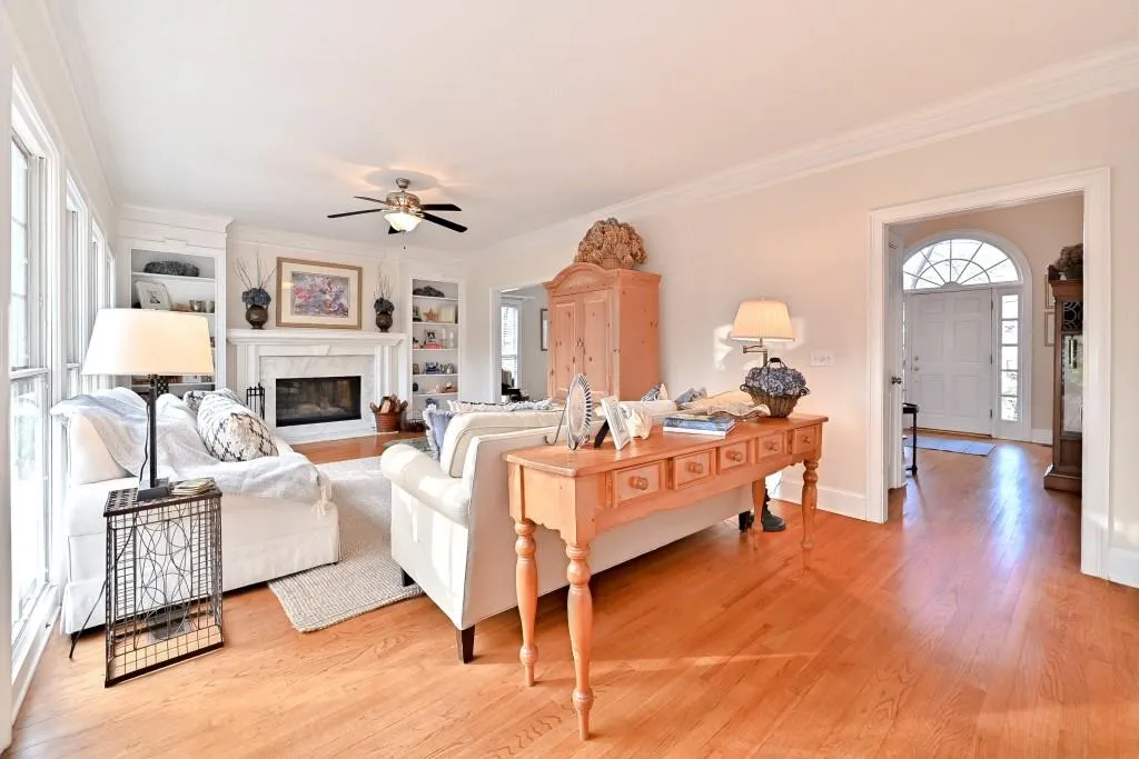 6745 Lisa Lane, Sandy Springs, Georgia 30338, 4 Bedrooms Bedrooms, ,4 BathroomsBathrooms,Residential,Sold,6745 Lisa Lane,6691259