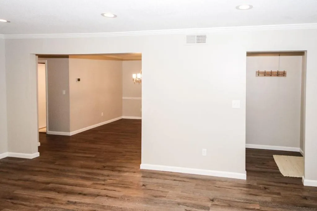6851 Roswell Road Unit F-28, Sandy Springs, Georgia 30328, 2 Bedrooms Bedrooms, ,2 BathroomsBathrooms,Residential,Sold,6851 Roswell Road Unit F-28,6619831