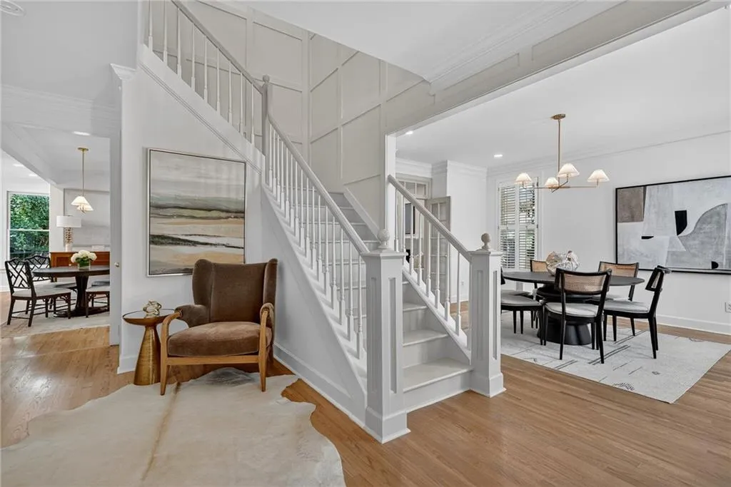 696 Greystone Park Ne, Atlanta, Georgia 30324, 5 Bedrooms Bedrooms, ,3 BathroomsBathrooms,Residential,For Sale,696 Greystone Park Ne,7631508