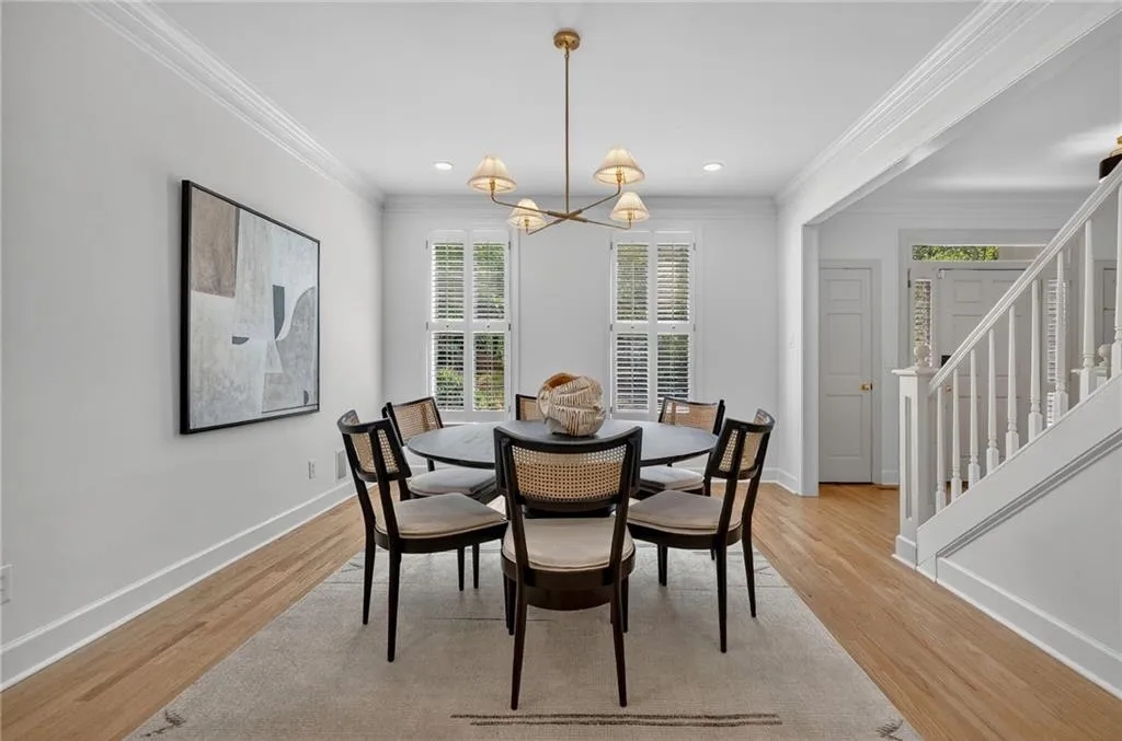 696 Greystone Park Ne, Atlanta, Georgia 30324, 5 Bedrooms Bedrooms, ,3 BathroomsBathrooms,Residential,For Sale,696 Greystone Park Ne,7631508