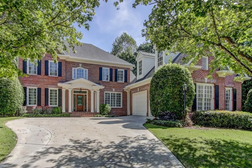 245 High Point Walk, Atlanta, Georgia 30342, 5 Bedrooms Bedrooms, ,5 BathroomsBathrooms,Residential,Sold,245 High Point Walk,6953199