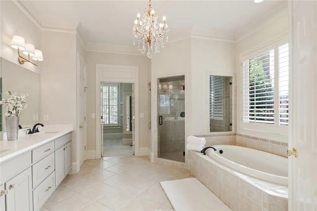 245 High Point Walk, Atlanta, Georgia 30342, 5 Bedrooms Bedrooms, ,5 BathroomsBathrooms,Residential,Sold,245 High Point Walk,6953199