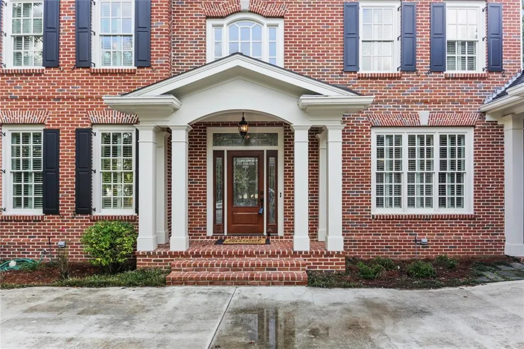 245 High Point Walk, Atlanta, Georgia 30342, 5 Bedrooms Bedrooms, ,5 BathroomsBathrooms,Residential,Sold,245 High Point Walk,6953199