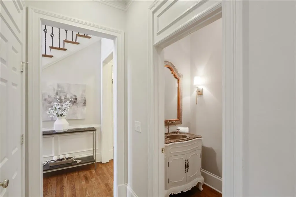 245 High Point Walk, Atlanta, Georgia 30342, 5 Bedrooms Bedrooms, ,5 BathroomsBathrooms,Residential,Sold,245 High Point Walk,6953199