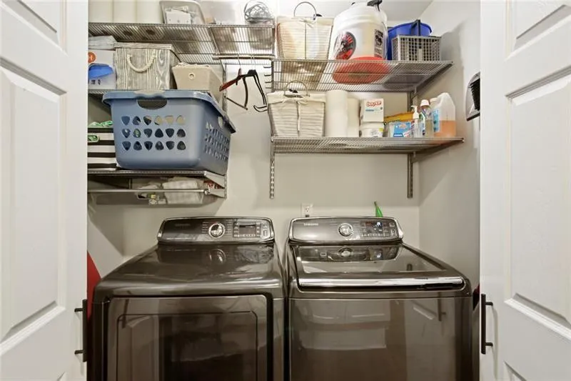 162 Elysian Way Nw, Atlanta, Georgia 30327, 3 Bedrooms Bedrooms, ,2 BathroomsBathrooms,Residential,For Sale,162 Elysian Way Nw,7675505