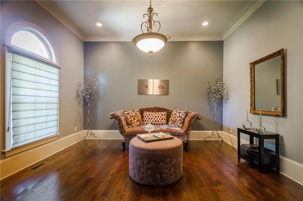 3113 Lenox Road Ne Unit 2, Atlanta, Georgia 30324, 3 Bedrooms Bedrooms, ,3 BathroomsBathrooms,Residential,Sold,3113 Lenox Road Ne Unit 2,5840707