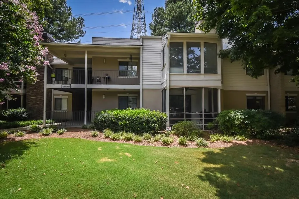 1108 Wingate Way, Sandy Springs, Georgia 30350, 2 Bedrooms Bedrooms, ,2 BathroomsBathrooms,Residential,Sold,1108 Wingate Way,5722150