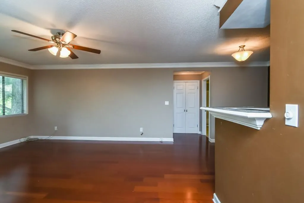 1108 Wingate Way, Sandy Springs, Georgia 30350, 2 Bedrooms Bedrooms, ,2 BathroomsBathrooms,Residential,Sold,1108 Wingate Way,5722150