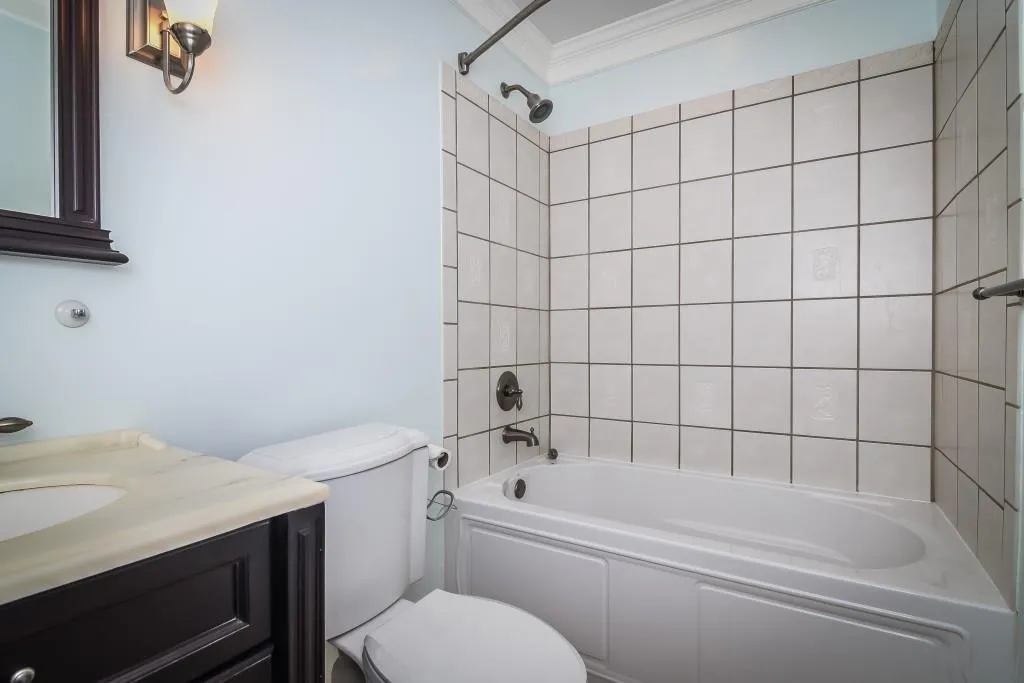 1108 Wingate Way, Sandy Springs, Georgia 30350, 2 Bedrooms Bedrooms, ,2 BathroomsBathrooms,Residential,Sold,1108 Wingate Way,5722150