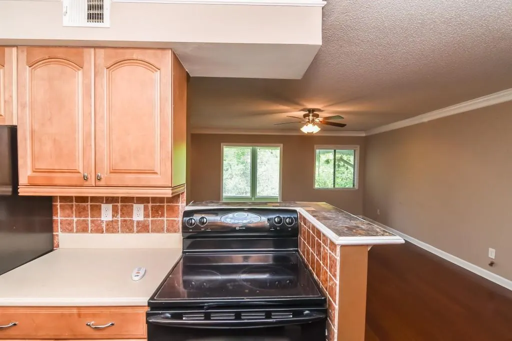 1108 Wingate Way, Sandy Springs, Georgia 30350, 2 Bedrooms Bedrooms, ,2 BathroomsBathrooms,Residential,Sold,1108 Wingate Way,5722150