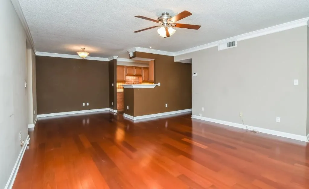 1108 Wingate Way, Sandy Springs, Georgia 30350, 2 Bedrooms Bedrooms, ,2 BathroomsBathrooms,Residential,Sold,1108 Wingate Way,5722150