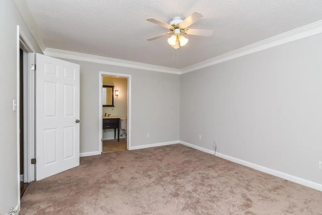 1108 Wingate Way, Sandy Springs, Georgia 30350, 2 Bedrooms Bedrooms, ,2 BathroomsBathrooms,Residential,Sold,1108 Wingate Way,5722150