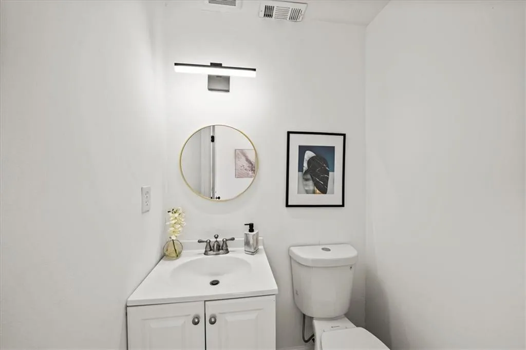 5490 Chemin De Vie, Atlanta, Georgia 30342, 3 Bedrooms Bedrooms, ,2 BathroomsBathrooms,Residential,For Sale,5490 Chemin De Vie,7714189