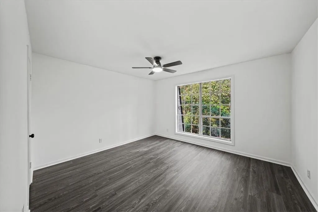 5490 Chemin De Vie, Atlanta, Georgia 30342, 3 Bedrooms Bedrooms, ,2 BathroomsBathrooms,Residential,For Sale,5490 Chemin De Vie,7714189