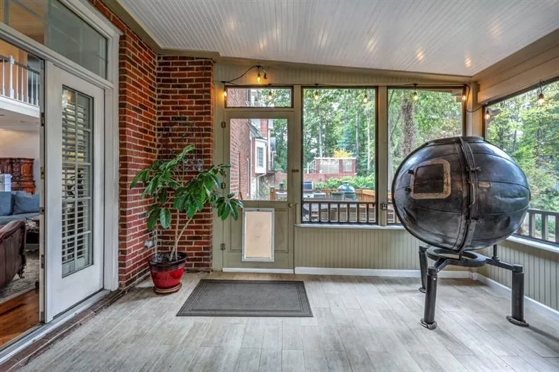 4465 Highgrove Pointe, Sandy Springs, Georgia 30319, 4 Bedrooms Bedrooms, ,4 BathroomsBathrooms,Residential,Sold,4465 Highgrove Pointe,6643001