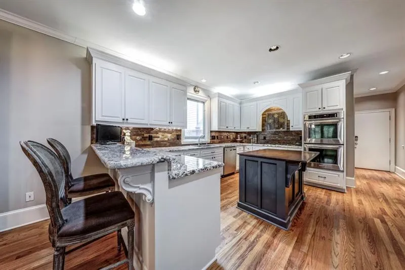 4465 Highgrove Pointe, Sandy Springs, Georgia 30319, 4 Bedrooms Bedrooms, ,4 BathroomsBathrooms,Residential,Sold,4465 Highgrove Pointe,6643001