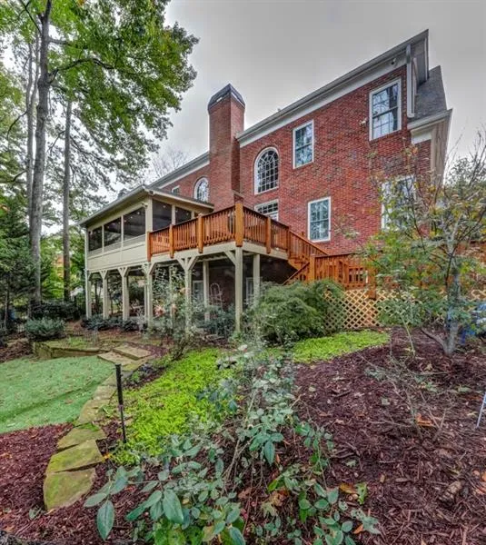 4465 Highgrove Pointe, Sandy Springs, Georgia 30319, 4 Bedrooms Bedrooms, ,4 BathroomsBathrooms,Residential,Sold,4465 Highgrove Pointe,6643001