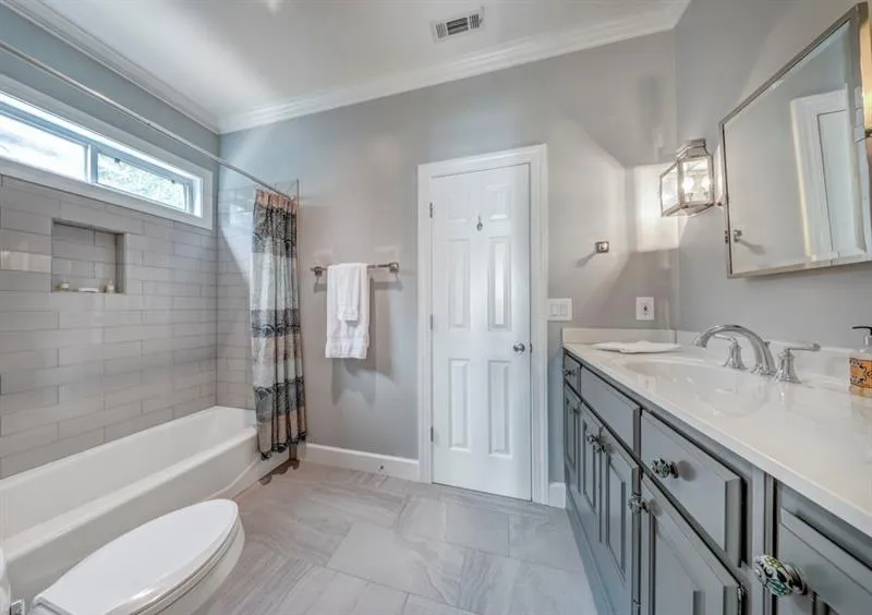 4465 Highgrove Pointe, Sandy Springs, Georgia 30319, 4 Bedrooms Bedrooms, ,4 BathroomsBathrooms,Residential,Sold,4465 Highgrove Pointe,6643001