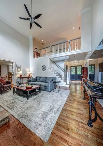 4465 Highgrove Pointe, Sandy Springs, Georgia 30319, 4 Bedrooms Bedrooms, ,4 BathroomsBathrooms,Residential,Sold,4465 Highgrove Pointe,6643001