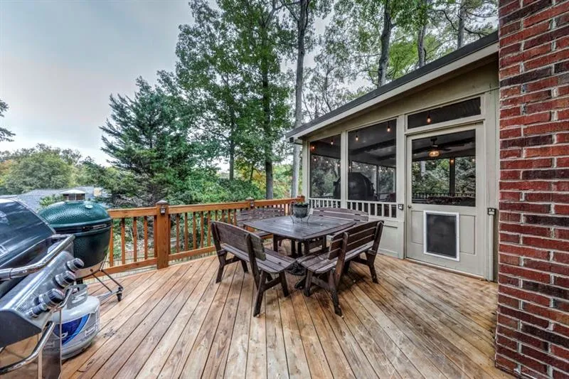 4465 Highgrove Pointe, Sandy Springs, Georgia 30319, 4 Bedrooms Bedrooms, ,4 BathroomsBathrooms,Residential,Sold,4465 Highgrove Pointe,6643001