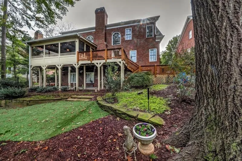 4465 Highgrove Pointe, Sandy Springs, Georgia 30319, 4 Bedrooms Bedrooms, ,4 BathroomsBathrooms,Residential,Sold,4465 Highgrove Pointe,6643001