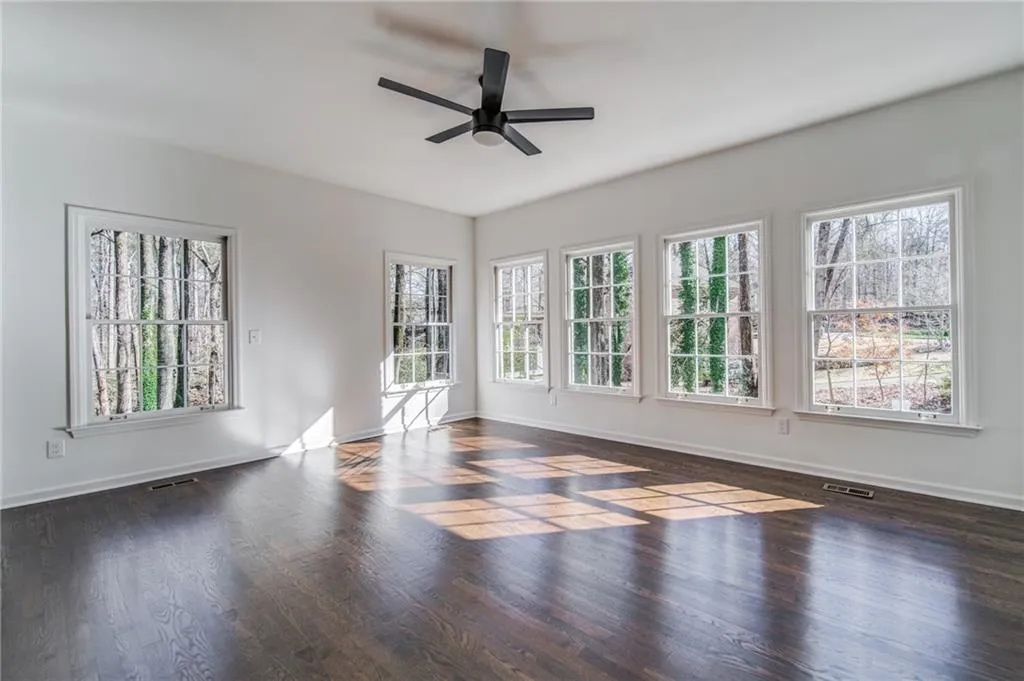 7255 Chattahoochee Bluff Drive, Sandy Springs, Georgia 30350, 6 Bedrooms Bedrooms, ,4 BathroomsBathrooms,Residential,Sold,7255 Chattahoochee Bluff Drive,7154409