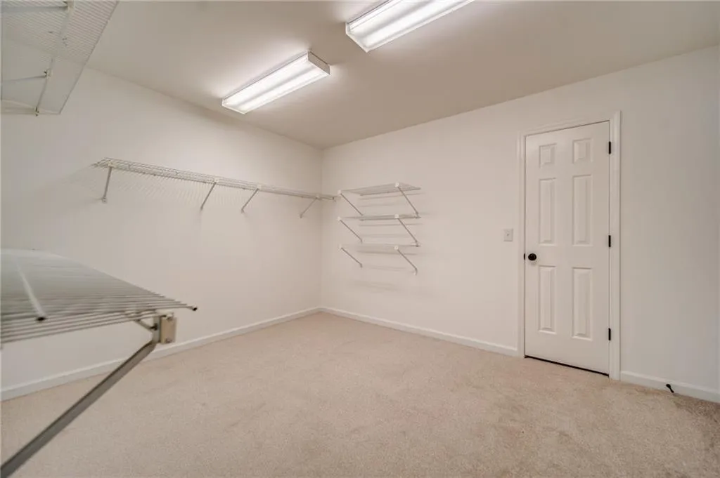 7255 Chattahoochee Bluff Drive, Sandy Springs, Georgia 30350, 6 Bedrooms Bedrooms, ,4 BathroomsBathrooms,Residential,Sold,7255 Chattahoochee Bluff Drive,7154409