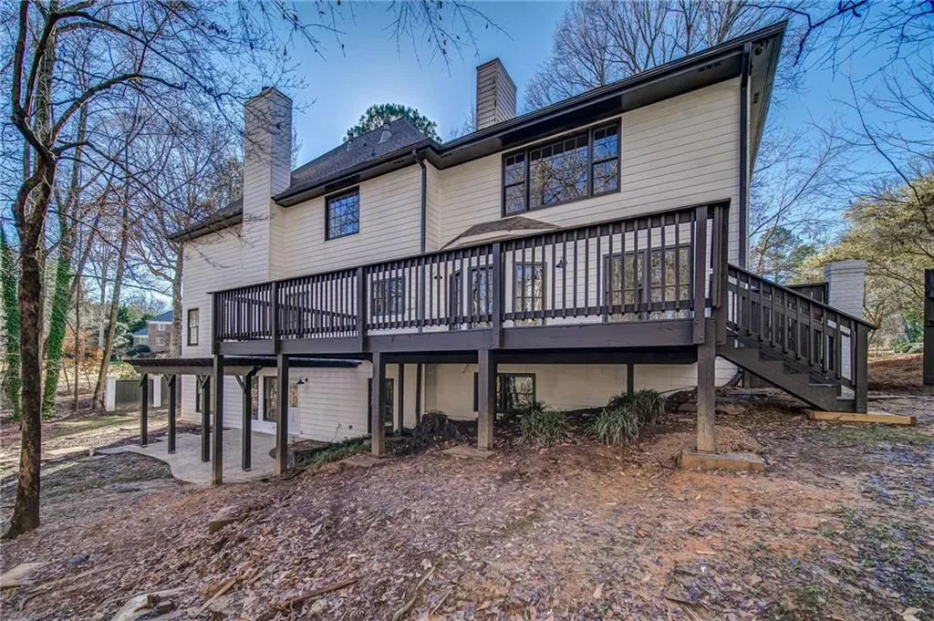 7255 Chattahoochee Bluff Drive, Sandy Springs, Georgia 30350, 6 Bedrooms Bedrooms, ,4 BathroomsBathrooms,Residential,Sold,7255 Chattahoochee Bluff Drive,7154409