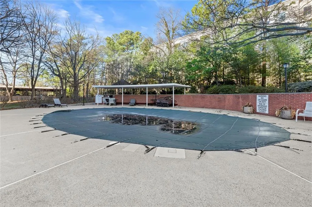 3060 Pharr Court Unit 313, Atlanta, Georgia 30305, 2 Bedrooms Bedrooms, 0 ,1 BathroomBathrooms,Residential,For Sale,3060 Pharr Court Unit 313,7703321