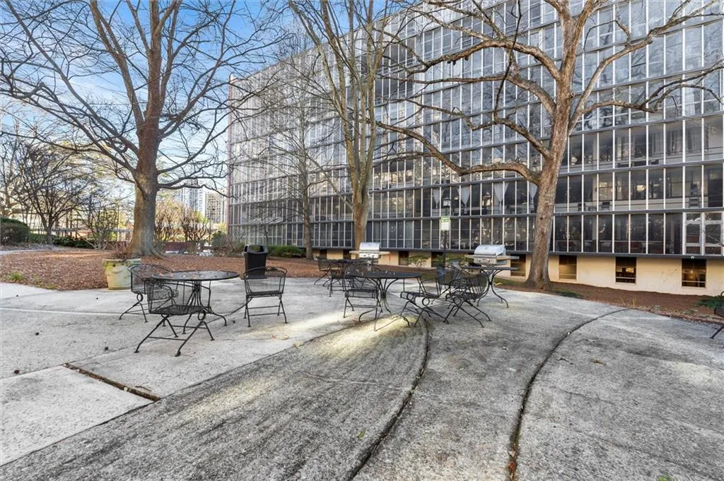 3060 Pharr Court Unit 313, Atlanta, Georgia 30305, 2 Bedrooms Bedrooms, 0 ,1 BathroomBathrooms,Residential,For Sale,3060 Pharr Court Unit 313,7703321