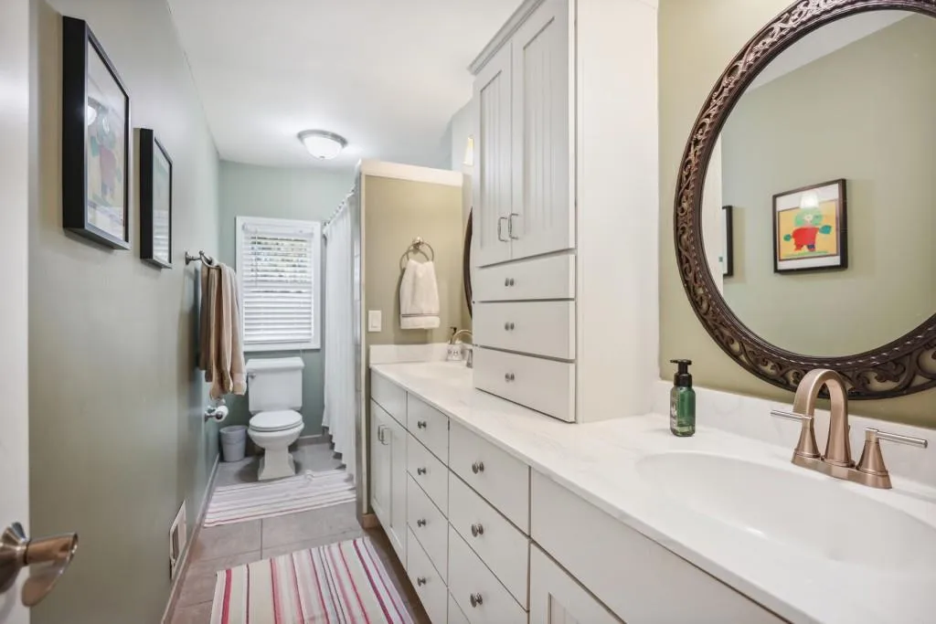 4680 Hitching Post Trail, Sandy Springs, Georgia 30342, 4 Bedrooms Bedrooms, ,3 BathroomsBathrooms,Residential,Sold,4680 Hitching Post Trail,7180588
