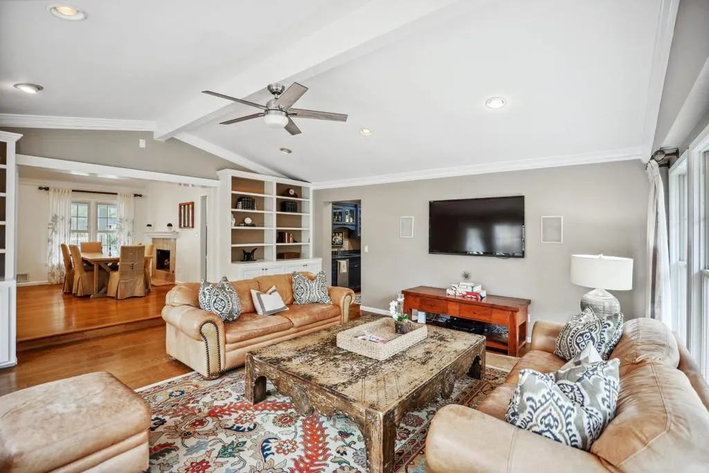4680 Hitching Post Trail, Sandy Springs, Georgia 30342, 4 Bedrooms Bedrooms, ,3 BathroomsBathrooms,Residential,Sold,4680 Hitching Post Trail,7180588