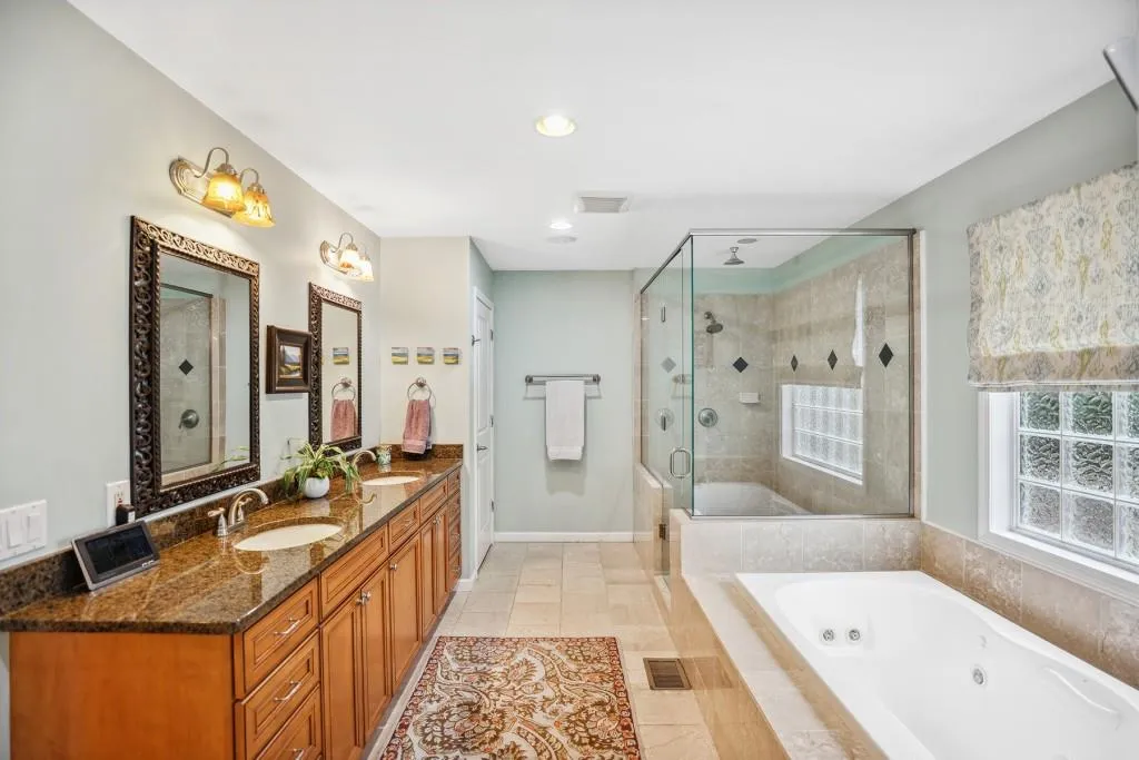 4680 Hitching Post Trail, Sandy Springs, Georgia 30342, 4 Bedrooms Bedrooms, ,3 BathroomsBathrooms,Residential,Sold,4680 Hitching Post Trail,7180588