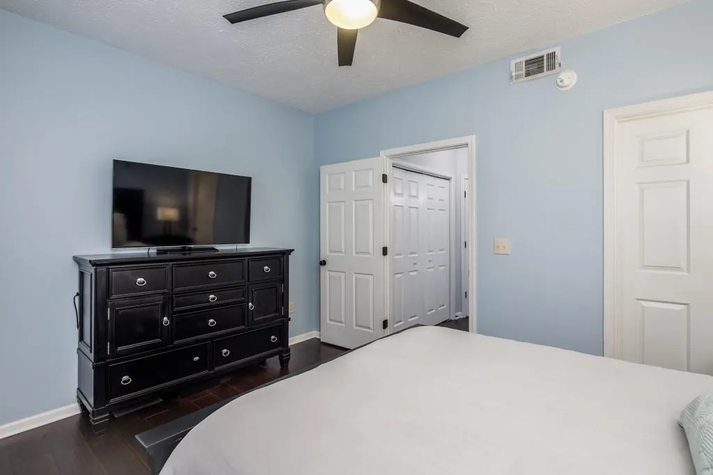 5559 Glenridge Drive Unit 1208, Atlanta, Georgia 30342, 1 Bedroom Bedrooms, ,1 BathroomBathrooms,Residential,Sold,5559 Glenridge Drive Unit 1208,6554711