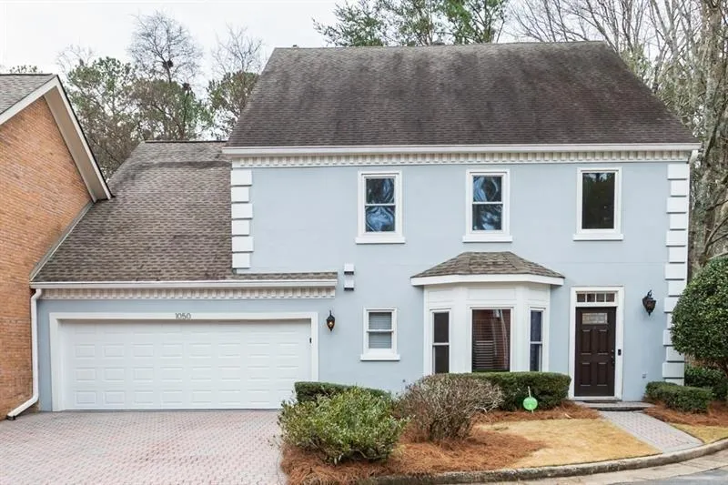 1050 Huntcliff Trace, Sandy Springs, Georgia 30350, 3 Bedrooms Bedrooms, ,2 BathroomsBathrooms,Residential,Sold,1050 Huntcliff Trace,6527283