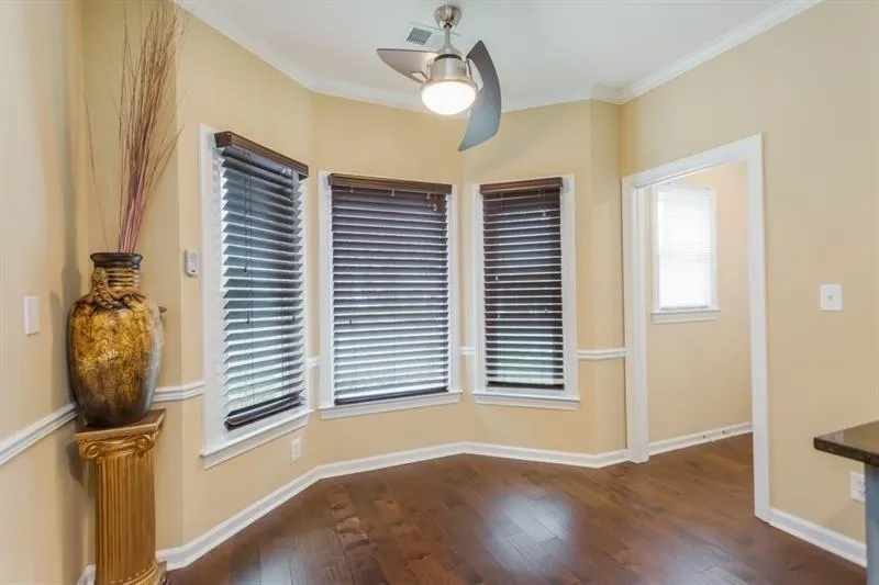 1050 Huntcliff Trace, Sandy Springs, Georgia 30350, 3 Bedrooms Bedrooms, ,2 BathroomsBathrooms,Residential,Sold,1050 Huntcliff Trace,6527283