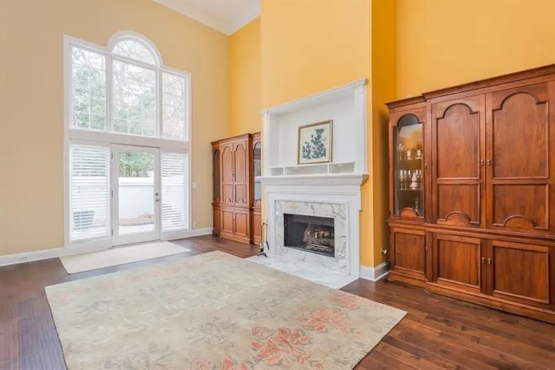 1050 Huntcliff Trace, Sandy Springs, Georgia 30350, 3 Bedrooms Bedrooms, ,2 BathroomsBathrooms,Residential,Sold,1050 Huntcliff Trace,6527283