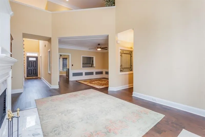 1050 Huntcliff Trace, Sandy Springs, Georgia 30350, 3 Bedrooms Bedrooms, ,2 BathroomsBathrooms,Residential,Sold,1050 Huntcliff Trace,6527283