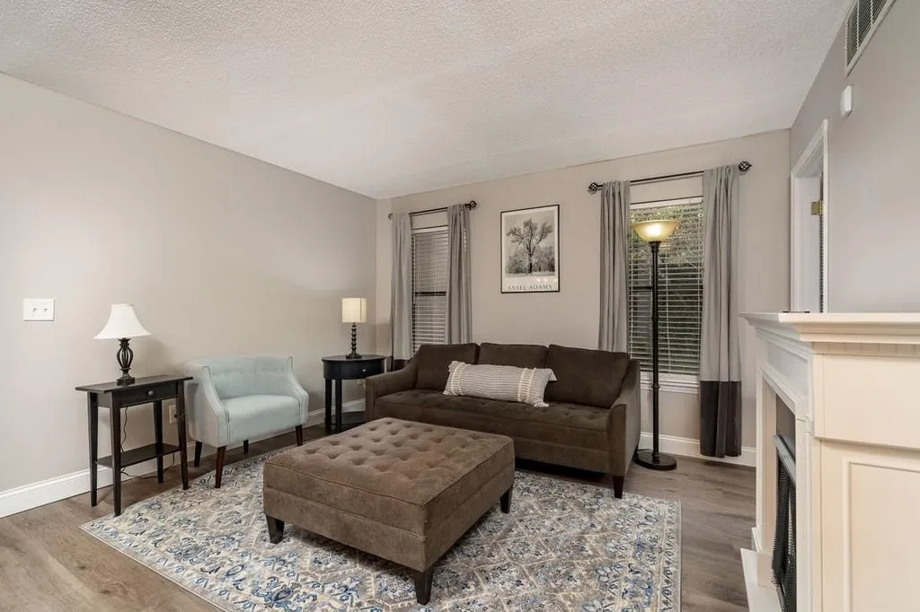 1603 Huntingdon Chase, Sandy Springs, Georgia 30350, 1 Bedroom Bedrooms, ,1 BathroomBathrooms,Residential,Sold,1603 Huntingdon Chase,6809763