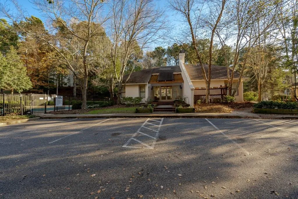1603 Huntingdon Chase, Sandy Springs, Georgia 30350, 1 Bedroom Bedrooms, ,1 BathroomBathrooms,Residential,Sold,1603 Huntingdon Chase,6809763