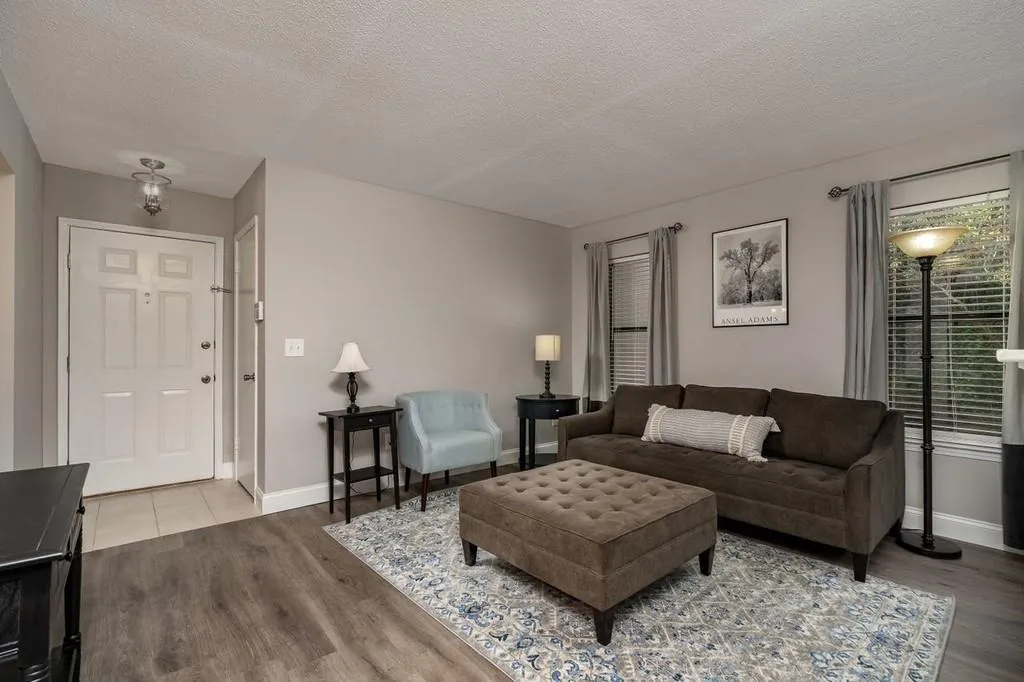 1603 Huntingdon Chase, Sandy Springs, Georgia 30350, 1 Bedroom Bedrooms, ,1 BathroomBathrooms,Residential,Sold,1603 Huntingdon Chase,6809763