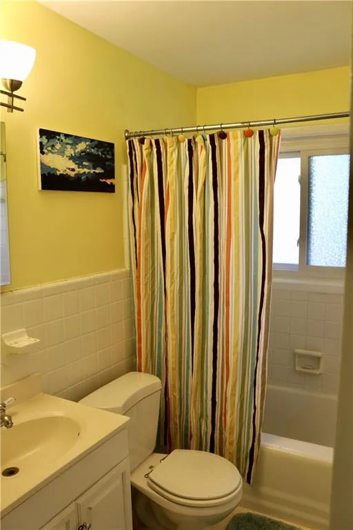 630 Carriage Drive, Sandy Springs, Georgia 30328, 4 Bedrooms Bedrooms, ,2 BathroomsBathrooms,Residential,Sold,630 Carriage Drive,6719679