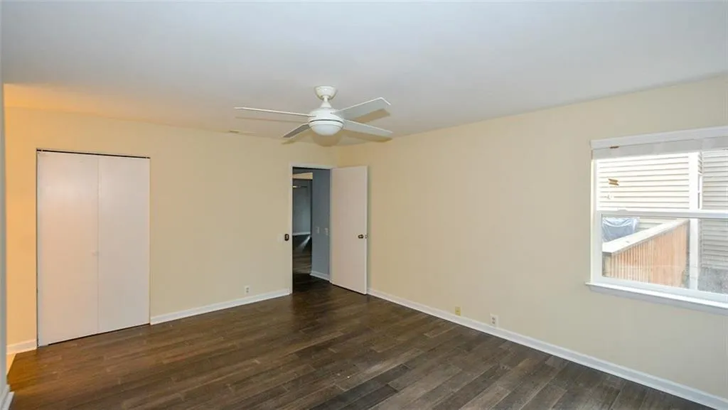 76 Dunwoody Springs Drive, Atlanta, Georgia 30328, 2 Bedrooms Bedrooms, ,2 BathroomsBathrooms,Residential,Sold,76 Dunwoody Springs Drive,5963139