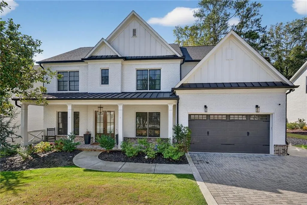 1333 Sunland Drive Ne, Atlanta, Georgia 30319, 5 Bedrooms Bedrooms, ,4 BathroomsBathrooms,Residential,Sold,1333 Sunland Drive Ne,7655064